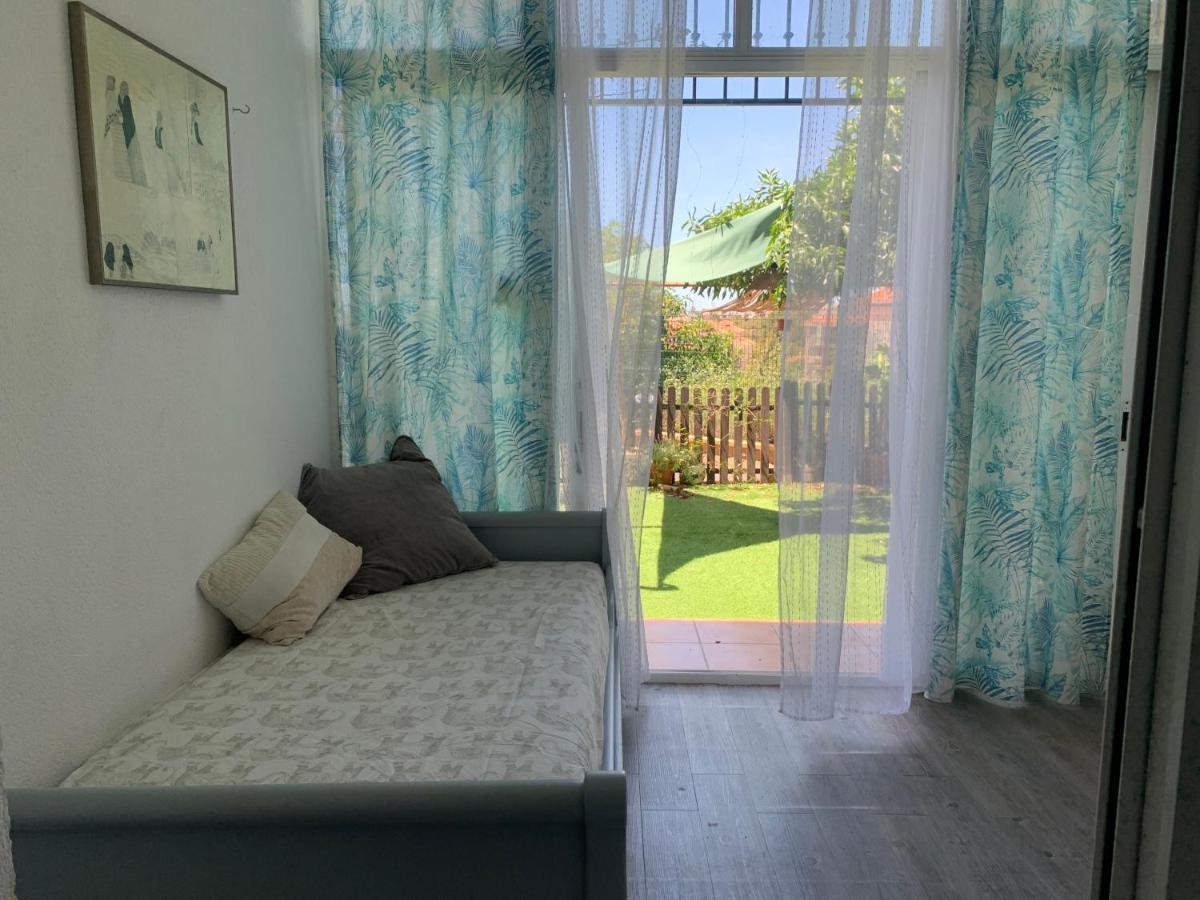 Apartamento Con Jardin Y Piscina En El Faro De Calaburras 卡拉德米哈斯 外观 照片