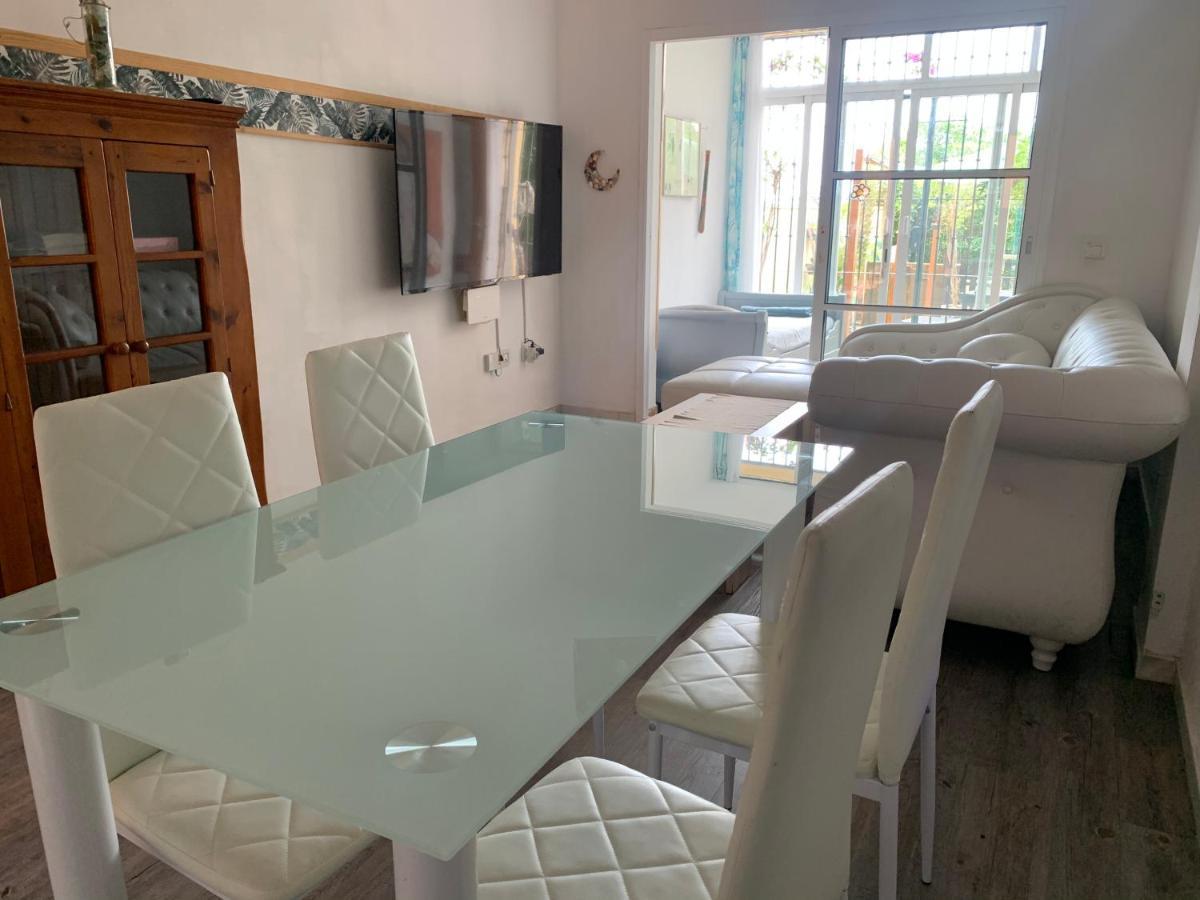 Apartamento Con Jardin Y Piscina En El Faro De Calaburras 卡拉德米哈斯 外观 照片
